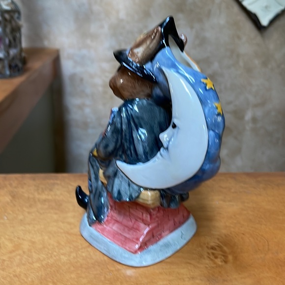 Halloween Witching-Time Bunnykins Royal Doulton Toby Jug Figurine - Picture 2 of 12